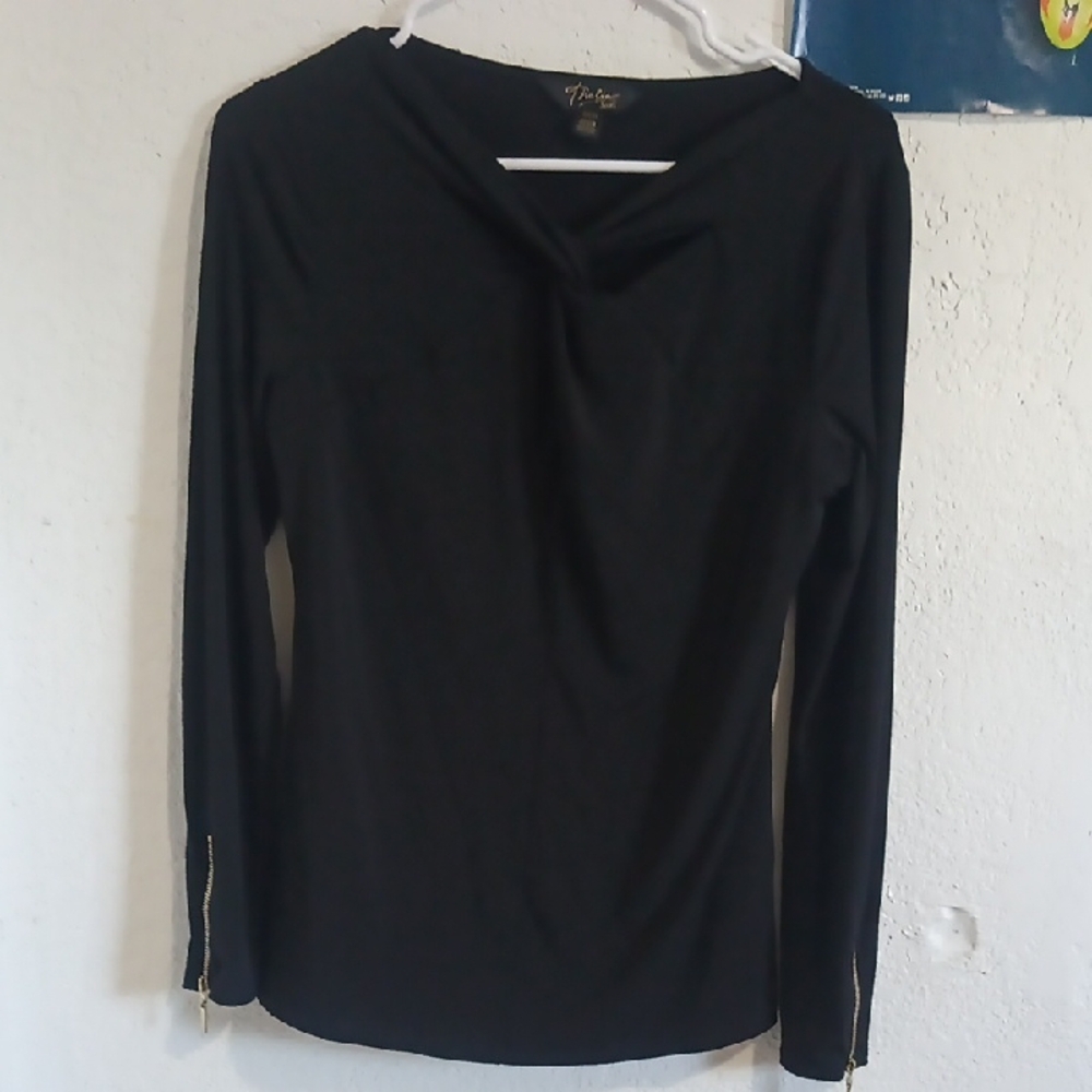 Top Secret Black Asymmetrical Long Sleeve Blouse